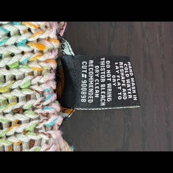 𝅺BCBG Multicolor Cardigan with Copper beading size Small - Picture 14 of 16